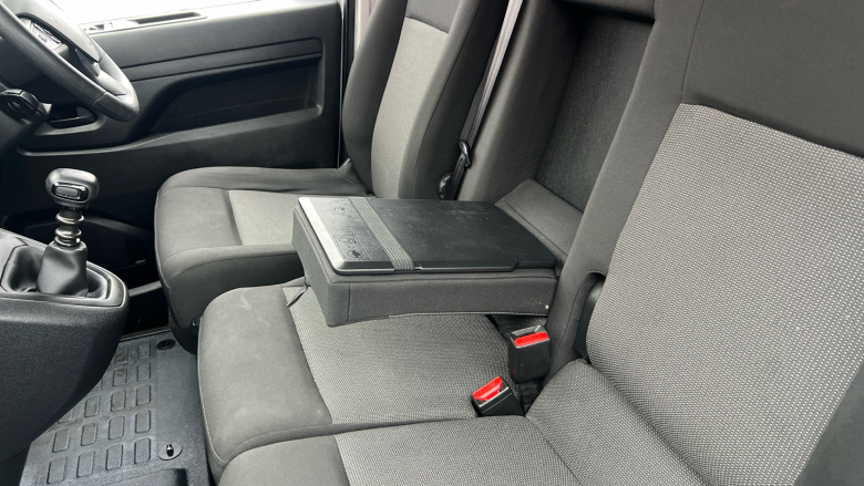 Citroen Dispatch M Diesel 1000 1.5 BlueHDi 100 Van Driver Edition